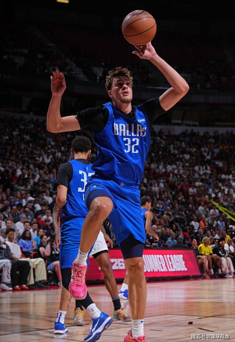 爱游戏中国-关于门兴格拉德巴赫迎CBA常规赛关键赛；今夜止住颓势；气氛紧张；更衣室氛围转暖的信息-爱游戏中国